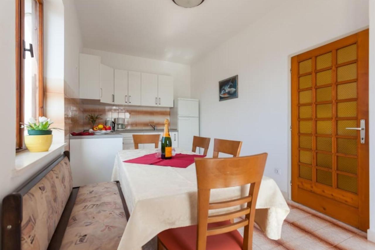 And Marijo Guest house